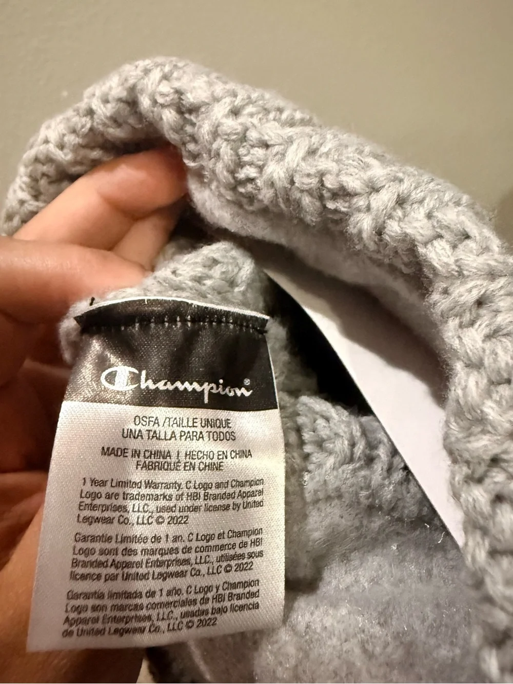 Champion grey cable
